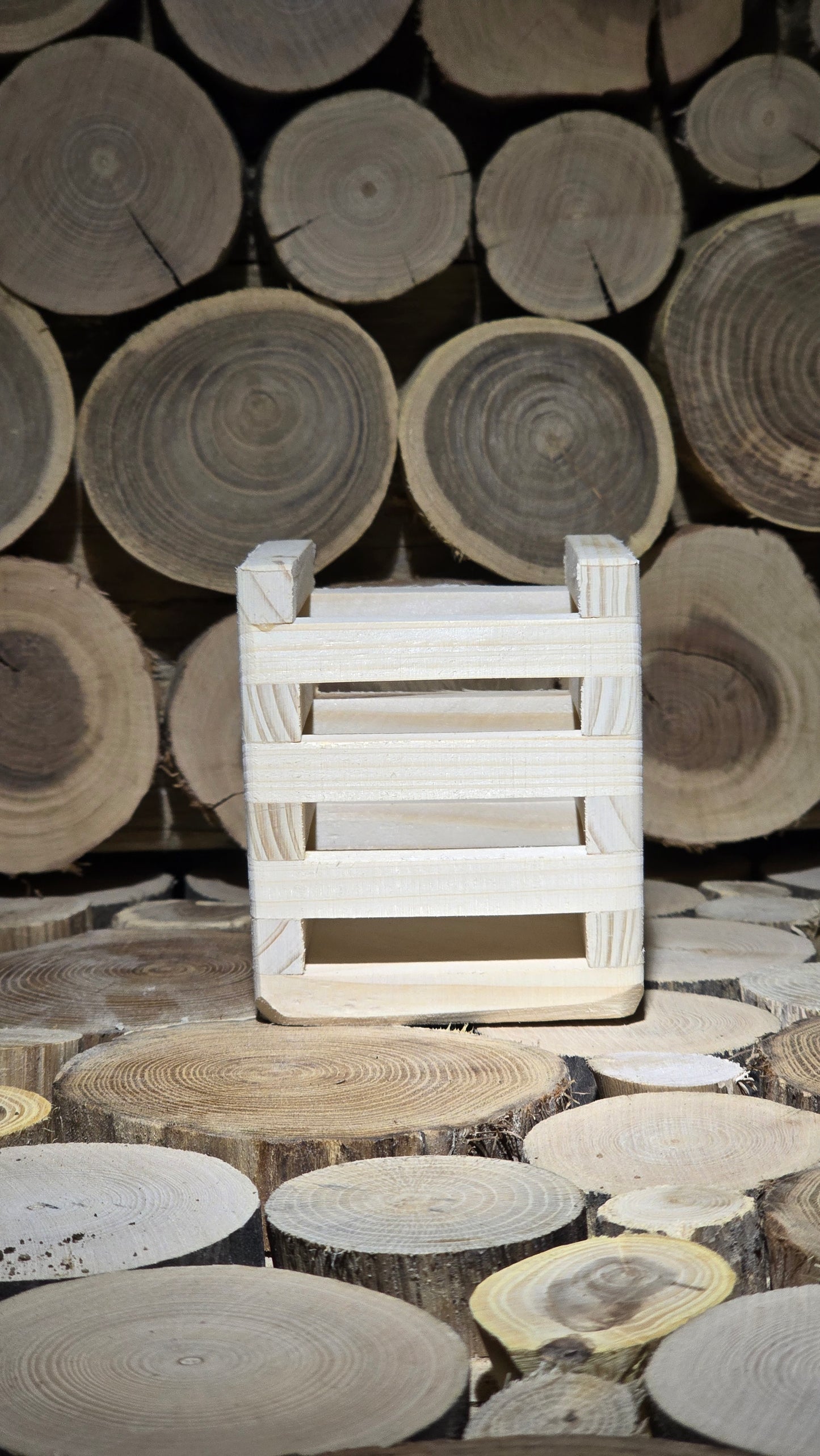 Posoda za pisarniški pribor