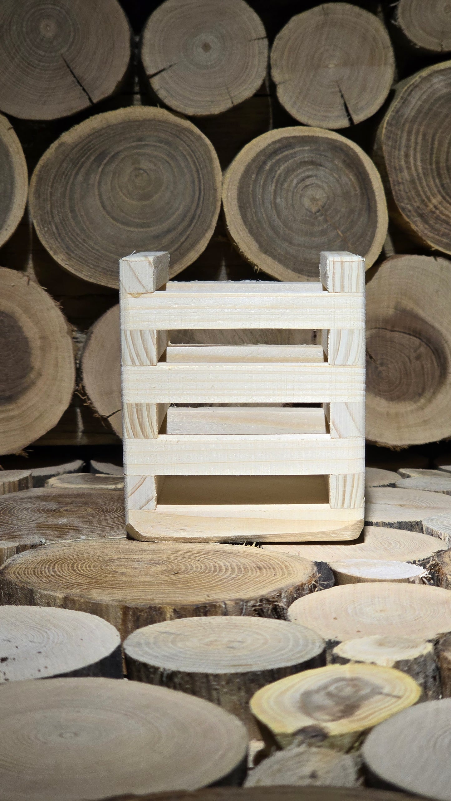 Posoda za pisarniški pribor