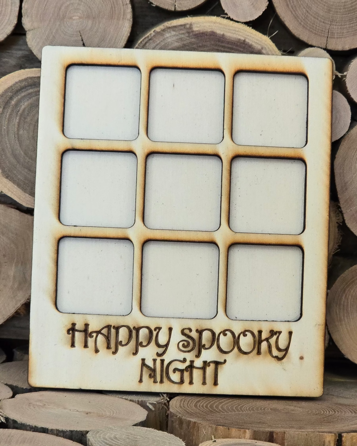 Igra tri v vrsto za Noč čarovnic