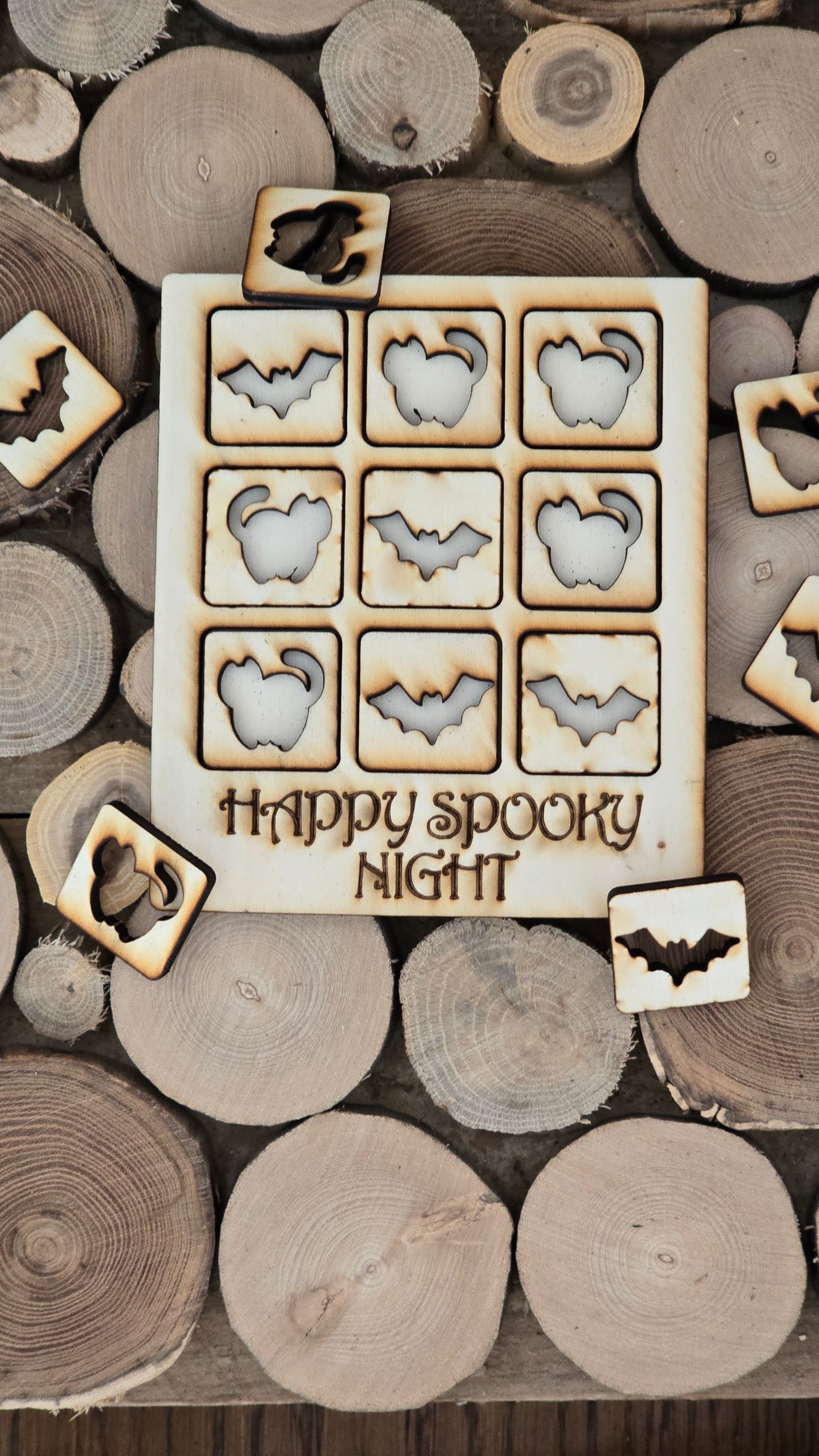 Igra tri v vrsto za Noč čarovnic