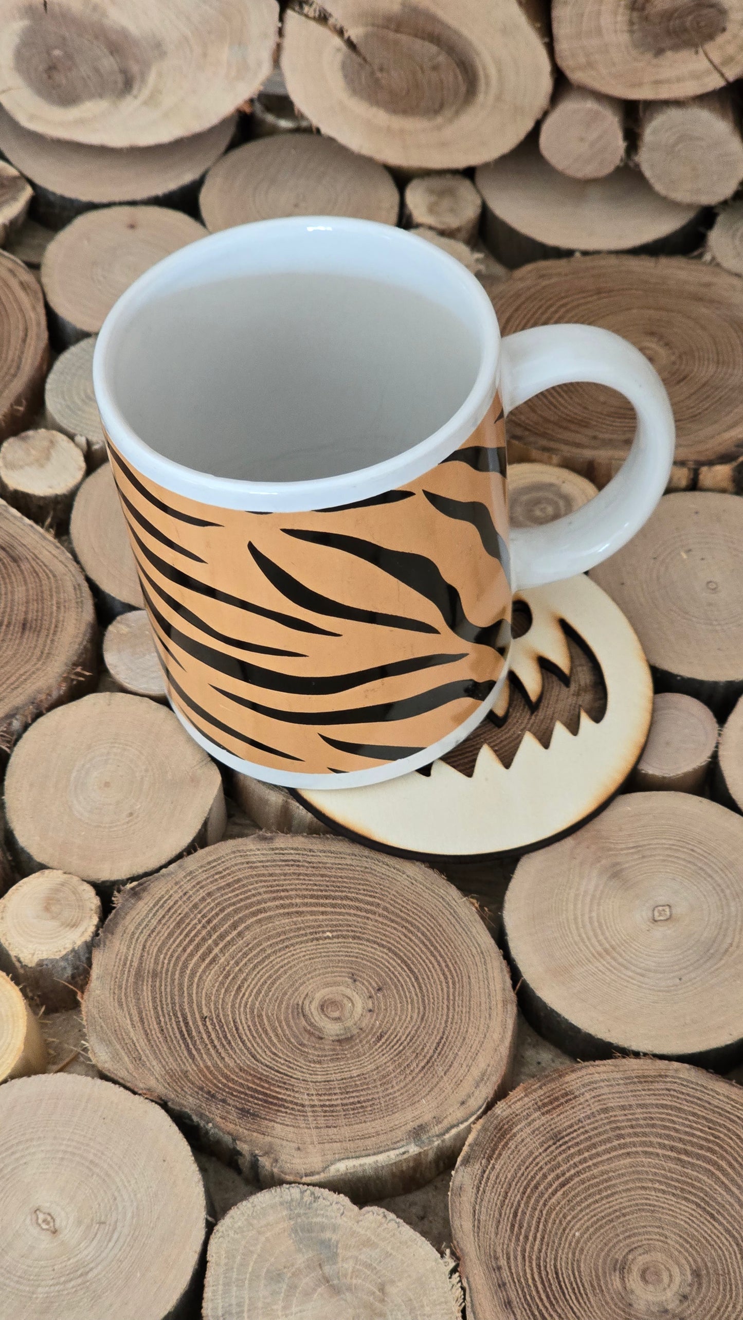 Podstavek za skodelico